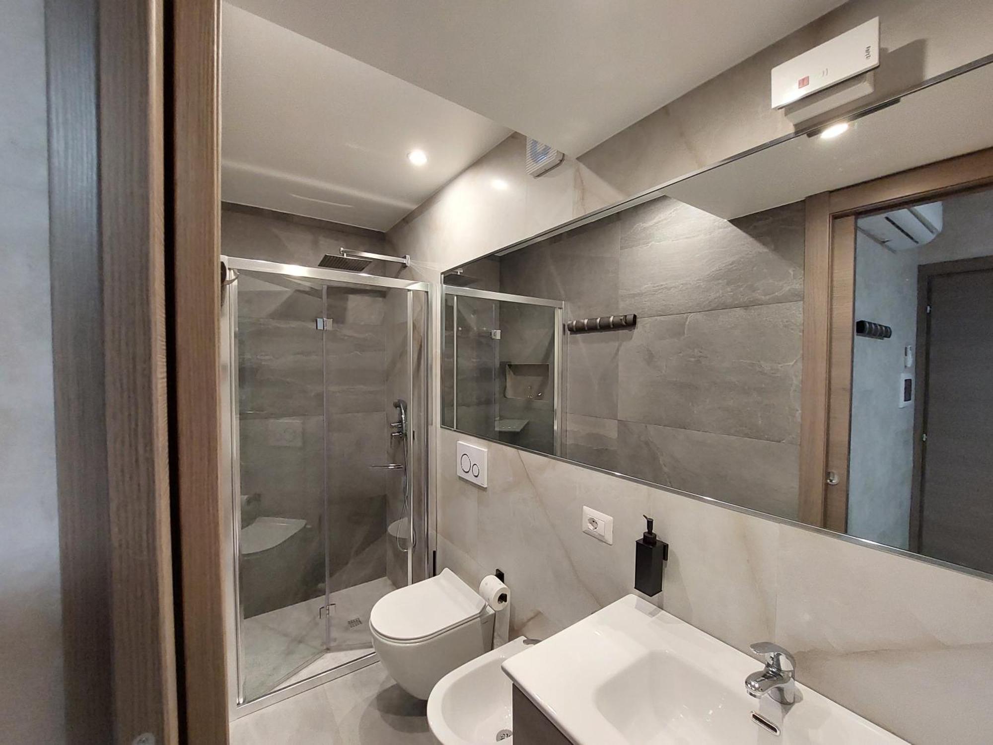 Hotel Pontenuovo Merone Екстериор снимка